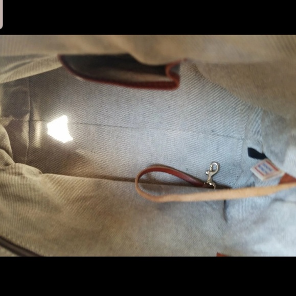 Dooney and Bourke Vacchetta Satchel Purse - Picture 3 of 13